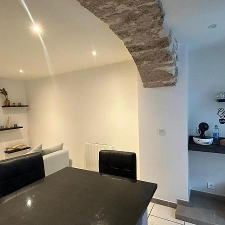 Appartement Paisible Entre Terre Et Mer Cabrieres  Екстериор снимка