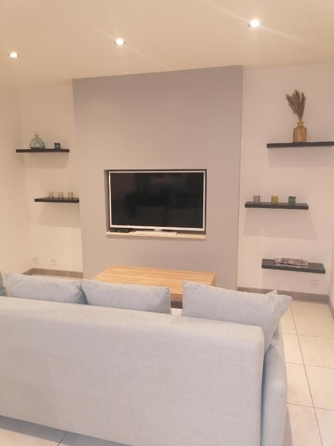 Appartement Paisible Entre Terre Et Mer Cabrieres  Екстериор снимка